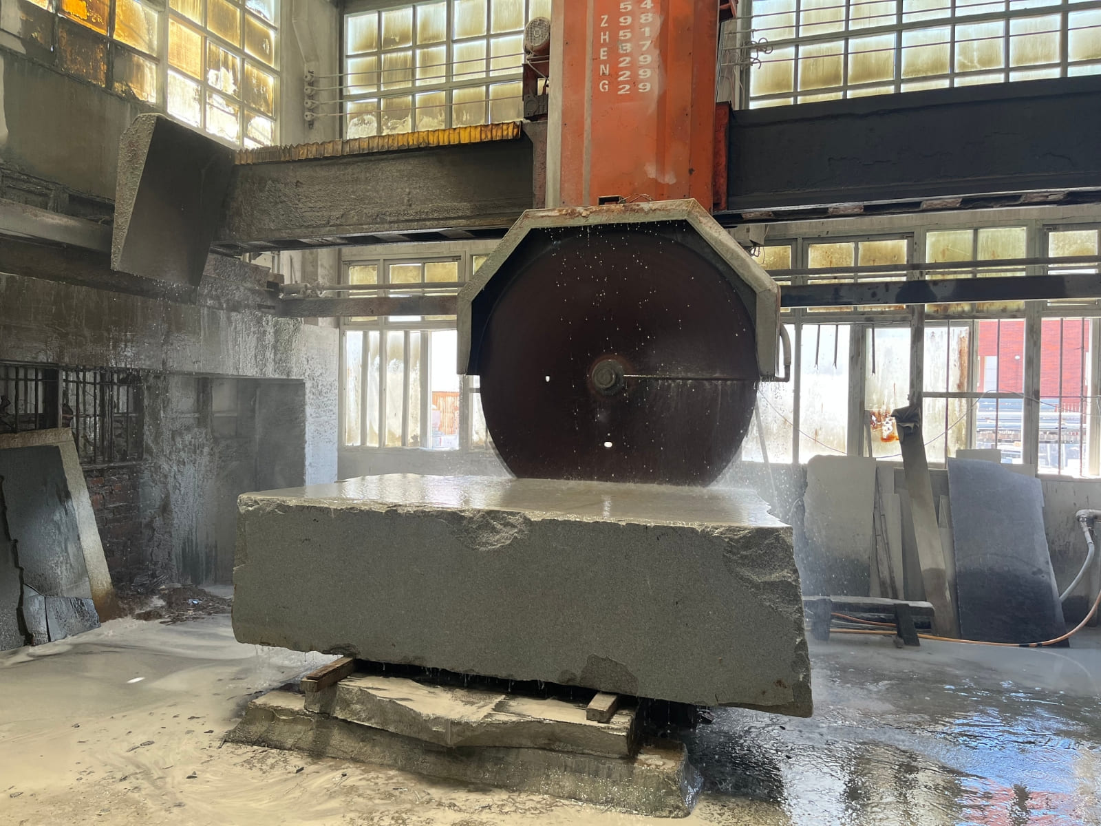 Heavy Saws in Operation Processing Raw Blocks