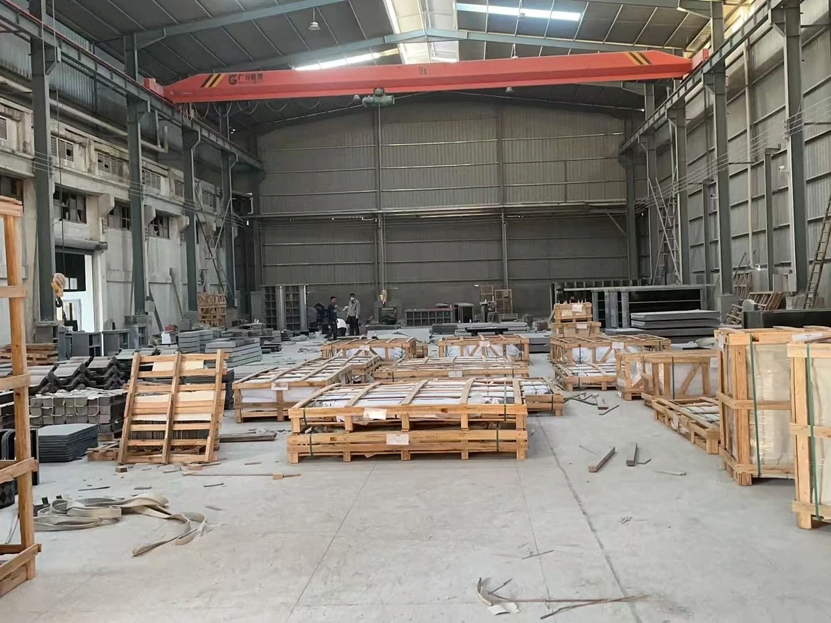 Protective timber crates and stone packing in the factory